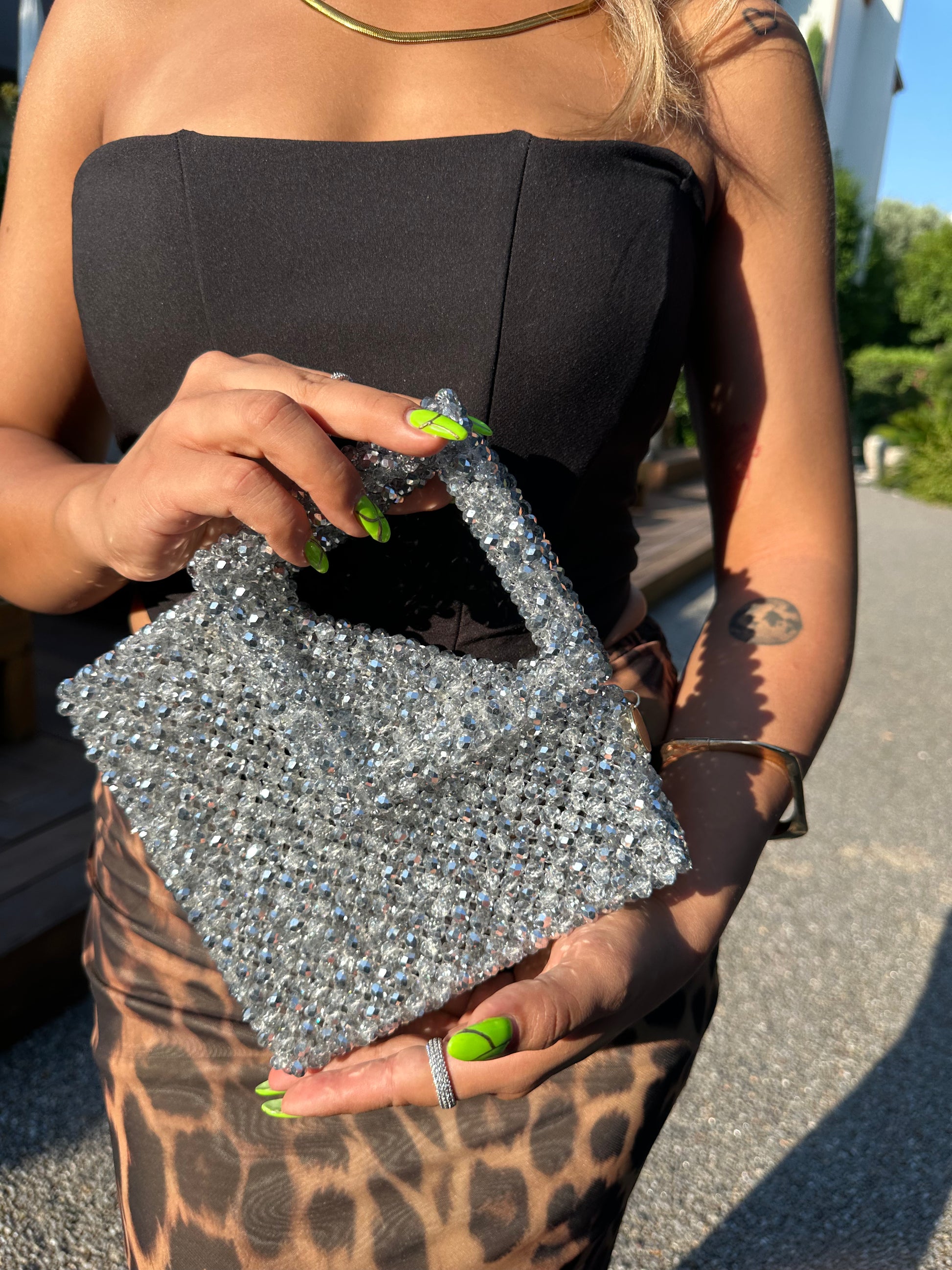 Vesper Bag ile dış mekân stil görünümü