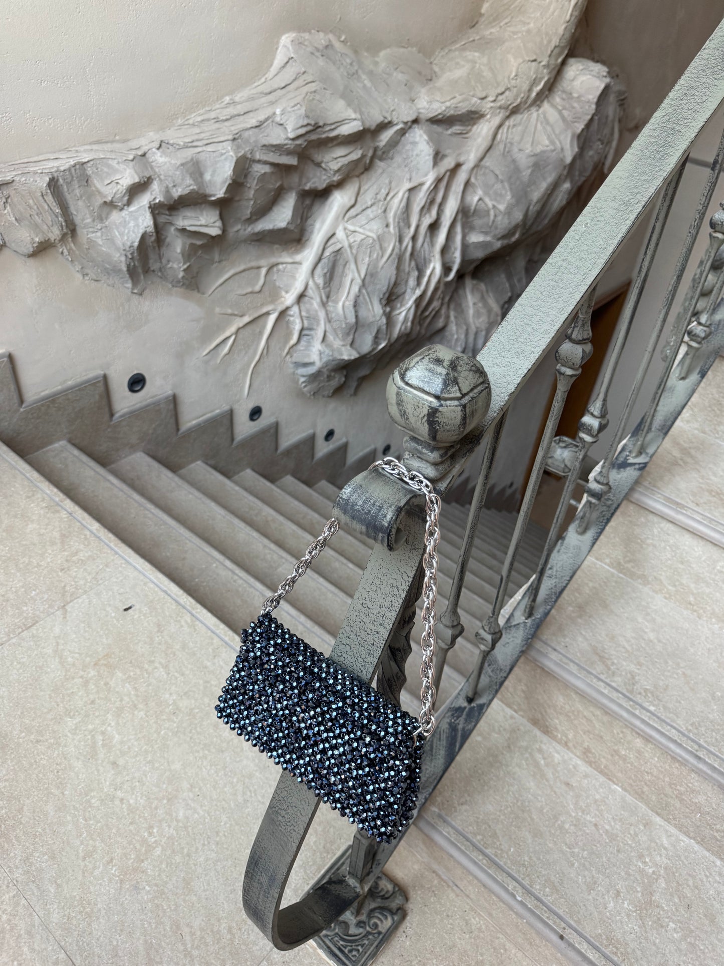 Siren Large Bag merdiven üzerinde stil görünümü